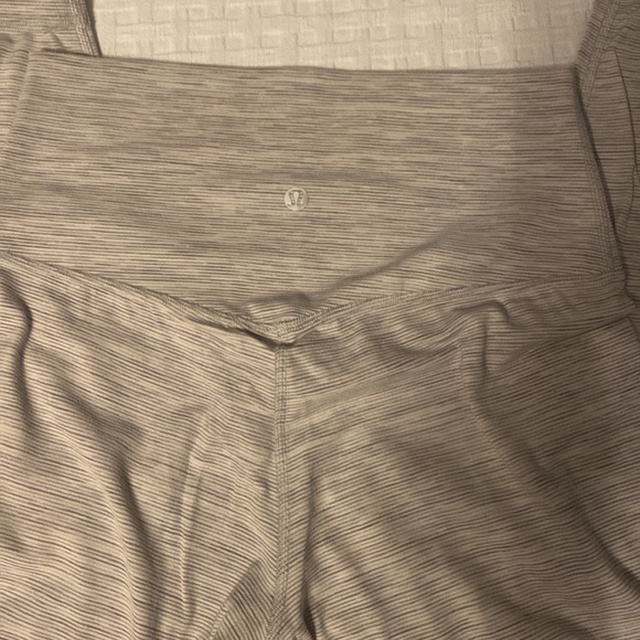Lululemon leggings - Picture 3 of 4